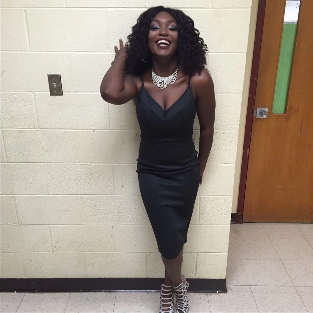 Black Bodycon Dress